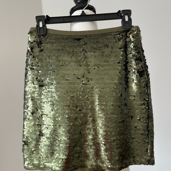Loft size 0 green sequin skirt date night formal fancy moss olive green - Picture 8 of 8
